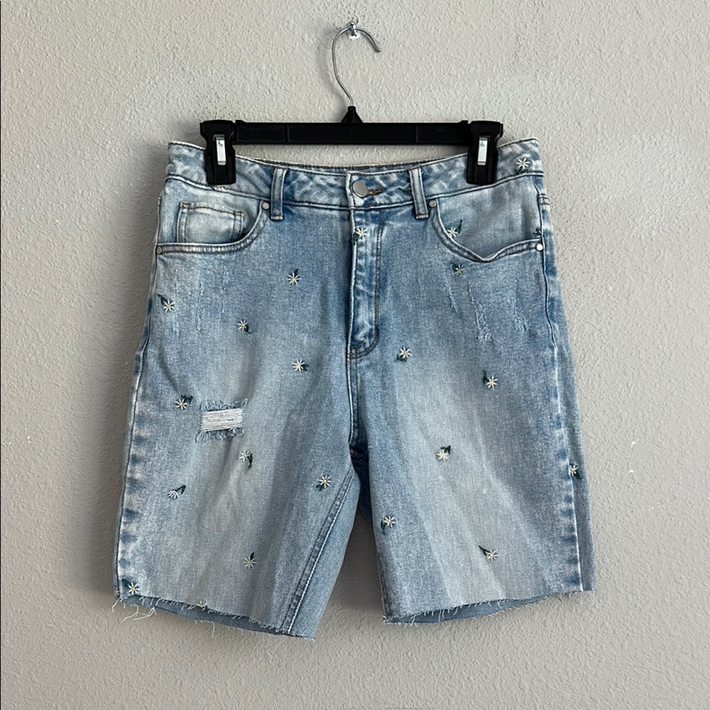 Tinseltown Daisy Embroidered Distressed High Rise Bermuda shorts 9